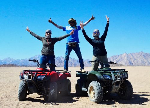 Safari privat cu motocicletă în deșert de 5 ore și plimbare cu cămila de la El Gouna 
