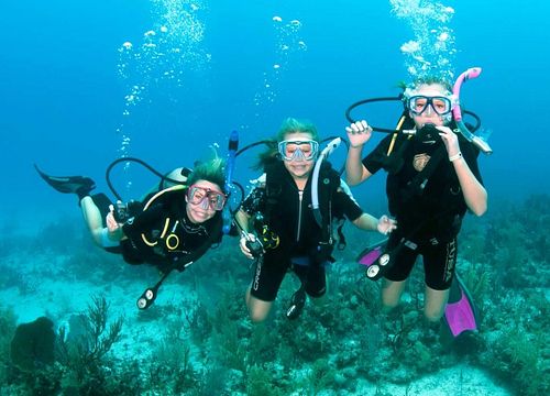Diving Day Trips & Daily Diving Boat in Hurghada