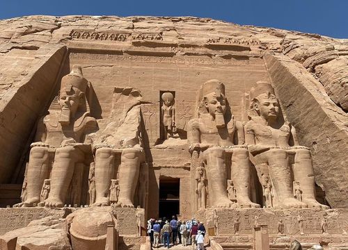 Tur privat de 2 zile la Aswan și Abu Simbel de la Hurghada 