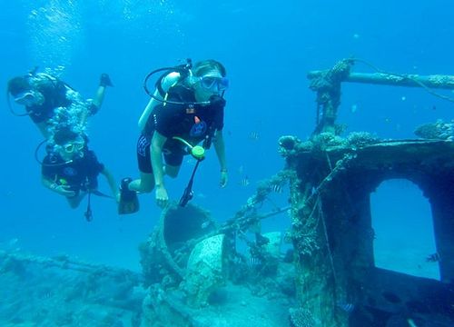 PADI pažangių atvirojo vandens nardytojų kursai Hurgadoje 