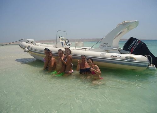 Speed Boat El Gouna: Private Island Trip with Snorkeling  