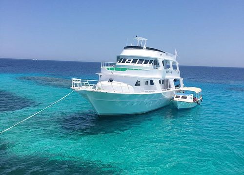 Excursii private cu barca în Marsa Alam - Charter de iahturi 