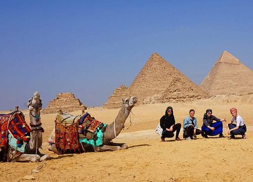 Excursie privată de o zi la piramide de la Marsa Alam într-un vehicul privat 