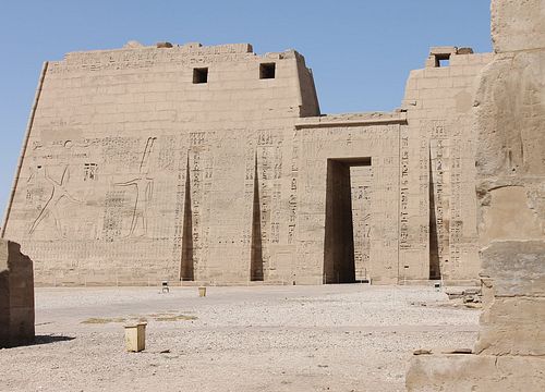 Excursie de o zi VIP de la Safaga la Luxor într-un vehicul privat 