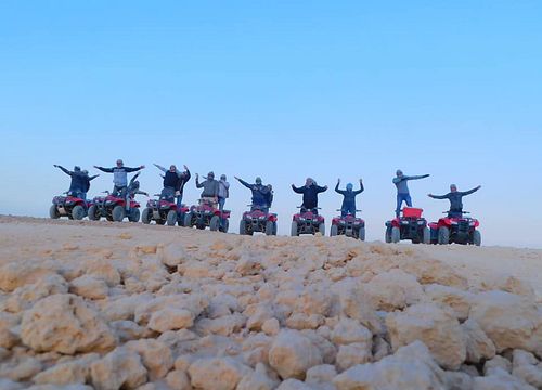 Safari cu motociclete, satul beduin și cină la grătar de la Sahl Hasheesh 